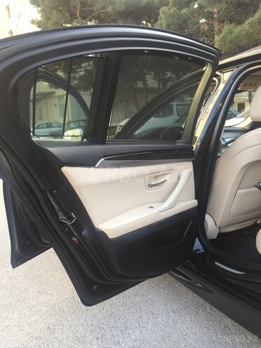 BMW 530 2010, 97,000 km - 3.0 л - Bakı
