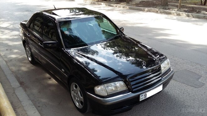 Mercedes C 180 1997, 220,000 km - 1.8 l - Bakı