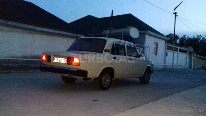 LADA (VAZ) 2105 1981, 100 km - 1.5 л - Şirvan