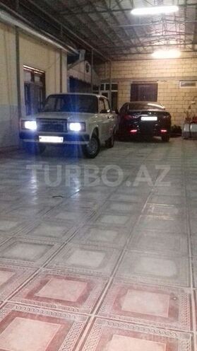 LADA (VAZ) 2105 1981, 100 km - 1.5 л - Şirvan