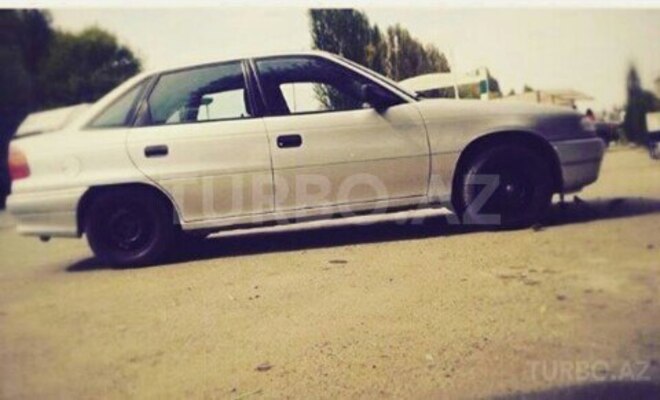 Opel Astra 1992, 233,747 km - 1.6 l - Bakı