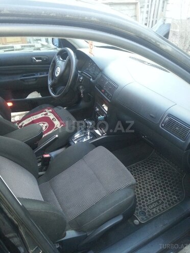 Volkswagen Golf 1998, 233,406 km - 1.6 л - Bakı