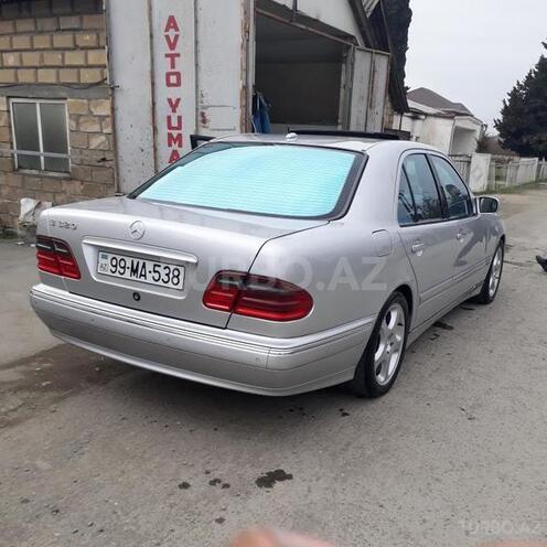 Mercedes E 320 2001, 228,000 km - 3.2 l - Balakən