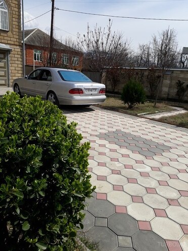 Mercedes E 320 2001, 228,000 km - 3.2 l - Balakən