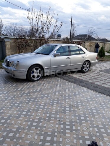 Mercedes E 320 2001, 228,000 km - 3.2 l - Balakən