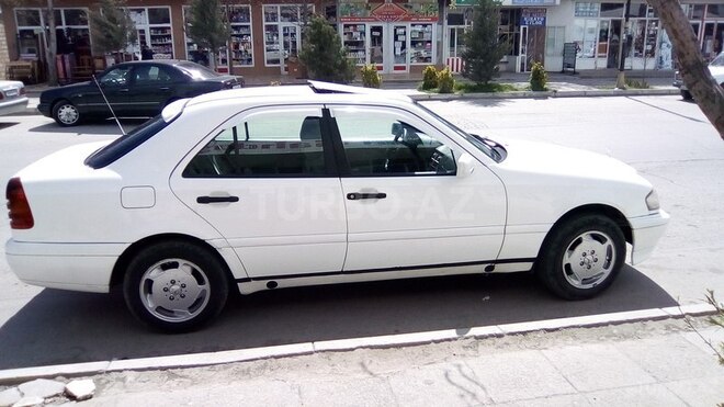Mercedes C 220 1994, 450,898 km - 2.2 l - Mingəçevir