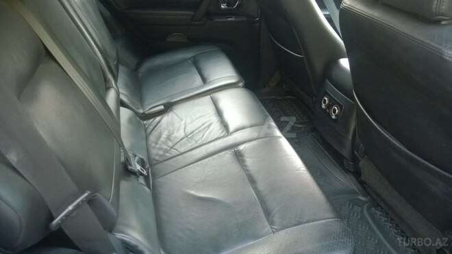 Mitsubishi Pajero 2007, 146,000 km - 3.0 l - Bakı