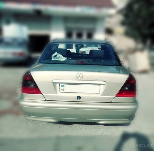 Mercedes C 220 1998, 243,000 km - 0.2 l - Bakı