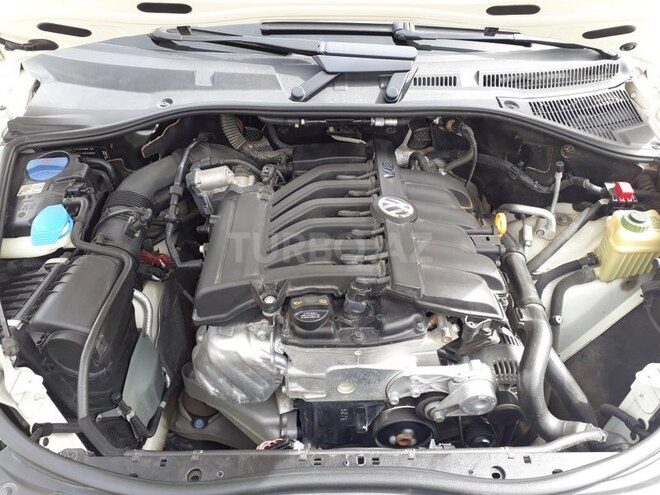 Volkswagen Touareg 2008, 40,000 km - 3.6 l - Bakı