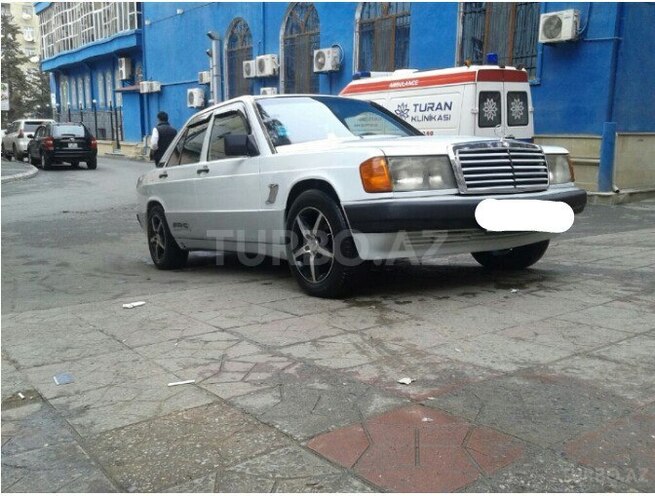 Mercedes 190 1991, 300,000 km - 2.0 l - Bakı