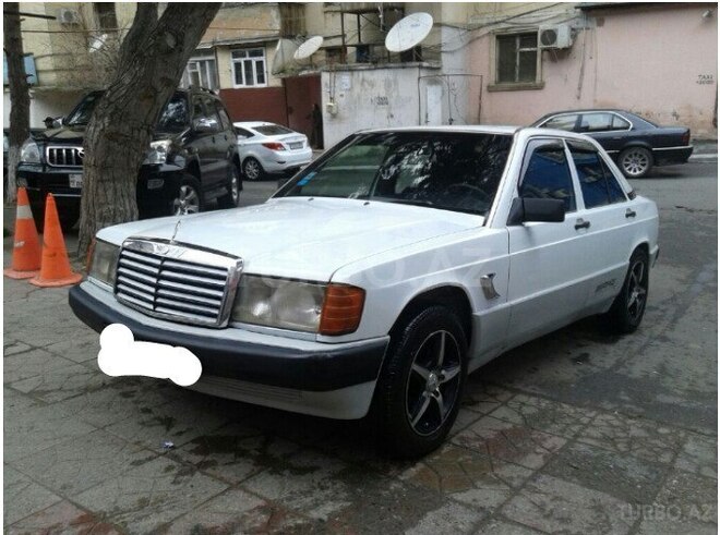 Mercedes 190 1991, 300,000 km - 2.0 l - Bakı