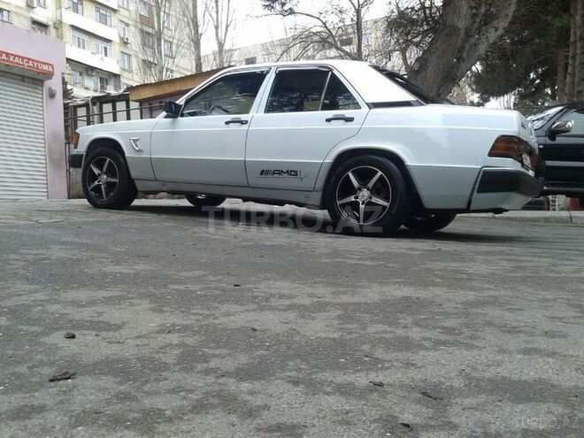 Mercedes 190 1991, 300,000 km - 2.0 l - Bakı