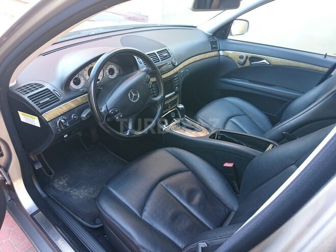 Mercedes E 350 2006, 249,000 km - 3.5 l - Bakı