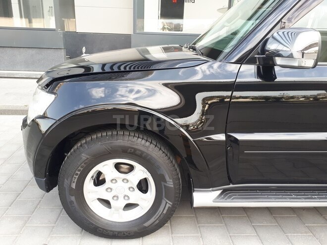 Mitsubishi Pajero 2007, 186,000 km - 3.0 l - Bakı