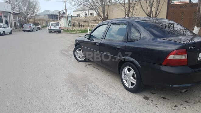 Opel Vectra 1996, 271,000 km - 1.8 l - Bakı