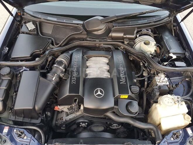 Mercedes E 240 2000, 307,000 km - 2.4 л - Bakı