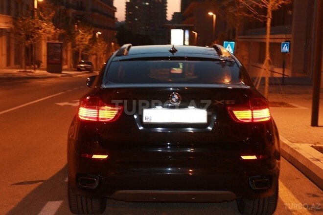 BMW X6 2008, 87,000 km - 4.4 l - Bakı