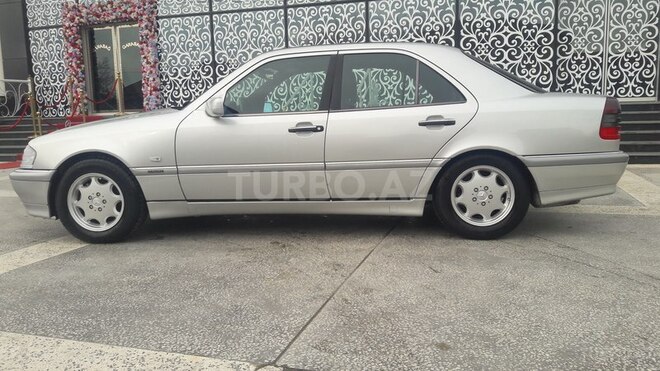 Mercedes C 200 1999, 225,000 km - 0.2 l - Bakı
