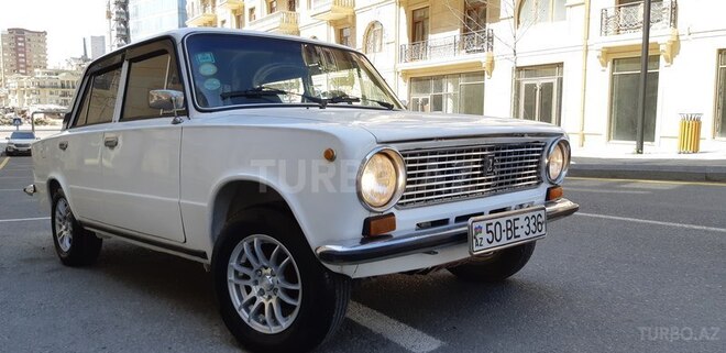 LADA (VAZ) 2111 1977, 425,000 km - 1.3 л - Bakı