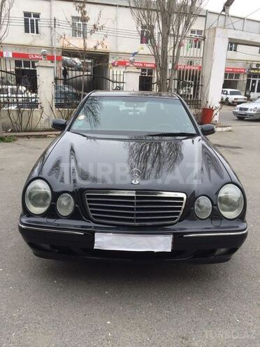 Mercedes E 240 1999, 250,000 km - 2.4 l - Bakı