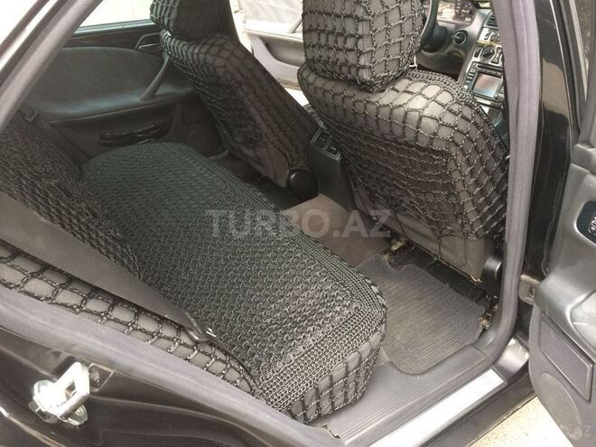 Mercedes E 240 1999, 250,000 km - 2.4 l - Bakı