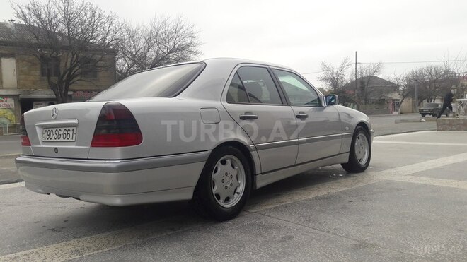 Mercedes C 200 1999, 225,000 km - 0.2 l - Bakı