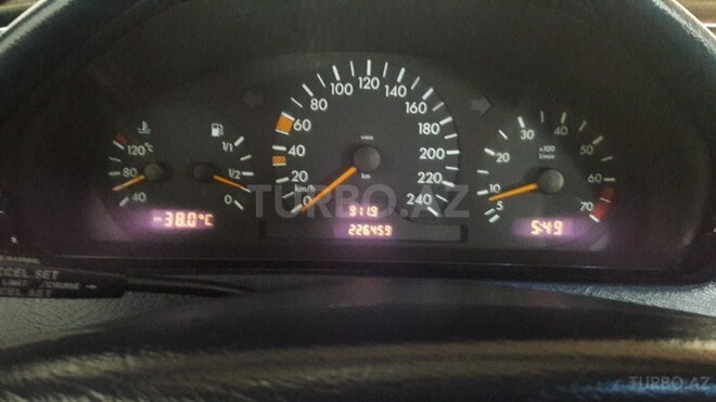 Mercedes C 200 1999, 225,000 km - 0.2 l - Bakı