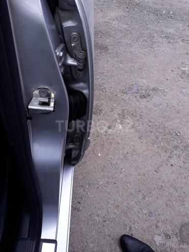 Mercedes E 240 2000, 258,633 km - 0.2 l - Gəncə
