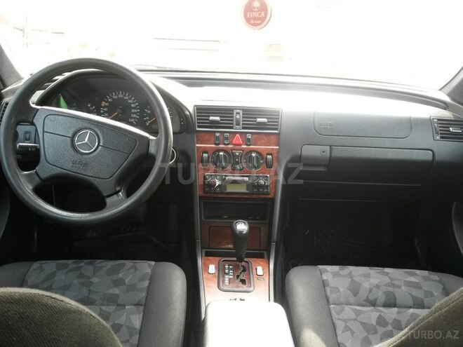 Mercedes C 180 1999, 285,321 km - 1.8 л - Bakı