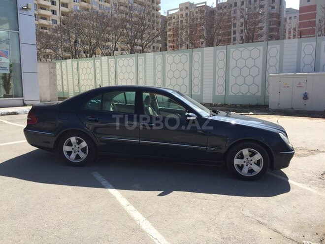 Mercedes E 240 2002, 320,000 km - 2.6 l - Bakı