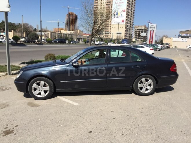 Mercedes E 240 2002, 320,000 km - 2.6 l - Bakı