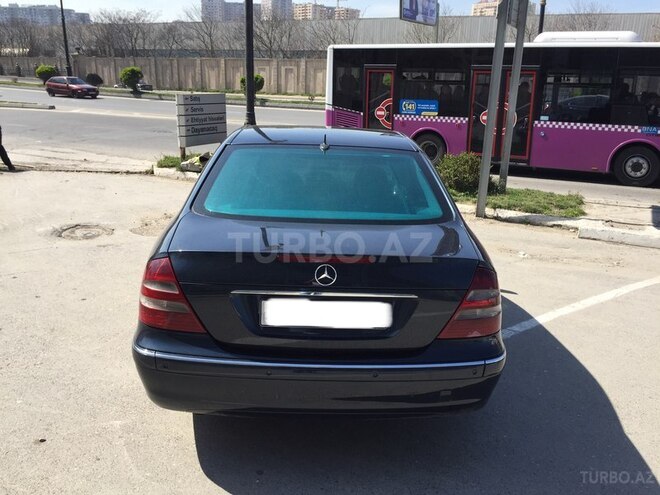 Mercedes E 240 2002, 320,000 km - 2.6 l - Bakı