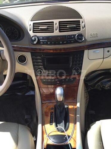 Mercedes E 240 2002, 320,000 km - 2.6 l - Bakı