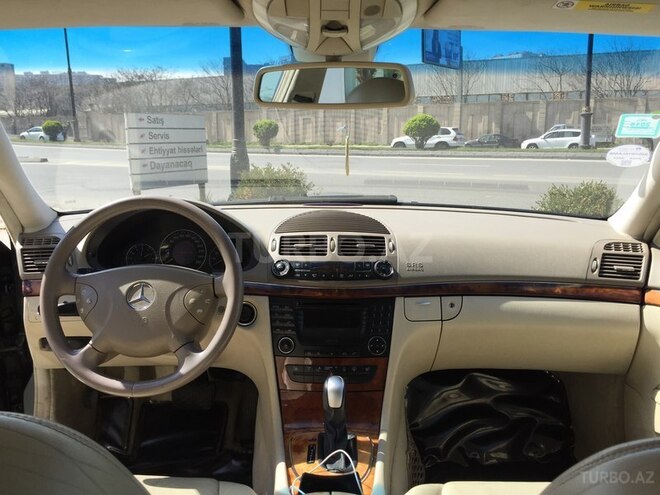 Mercedes E 240 2002, 320,000 km - 2.6 l - Bakı