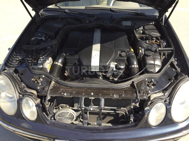 Mercedes E 240 2002, 320,000 km - 2.6 l - Bakı