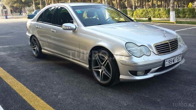 Mercedes C 200 2002, 235,000 km - 2.0 l - Sumqayıt