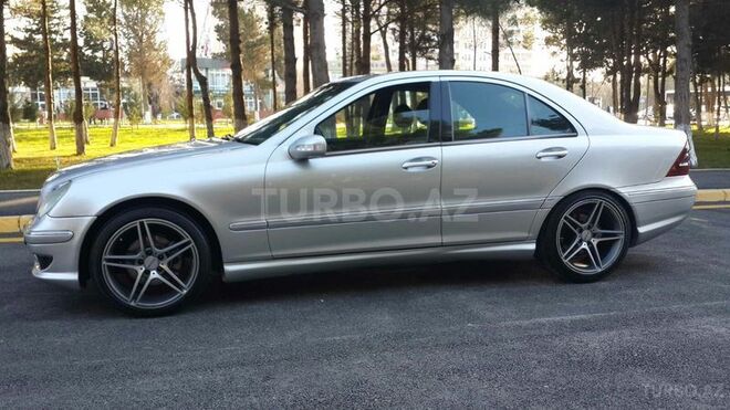 Mercedes C 200 2002, 235,000 km - 2.0 l - Sumqayıt