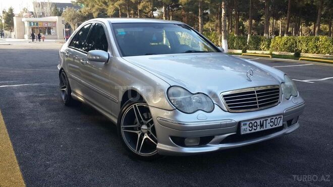 Mercedes C 200 2002, 235,000 km - 2.0 l - Sumqayıt
