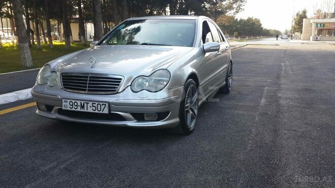 Mercedes C 200 2002, 235,000 km - 2.0 l - Sumqayıt
