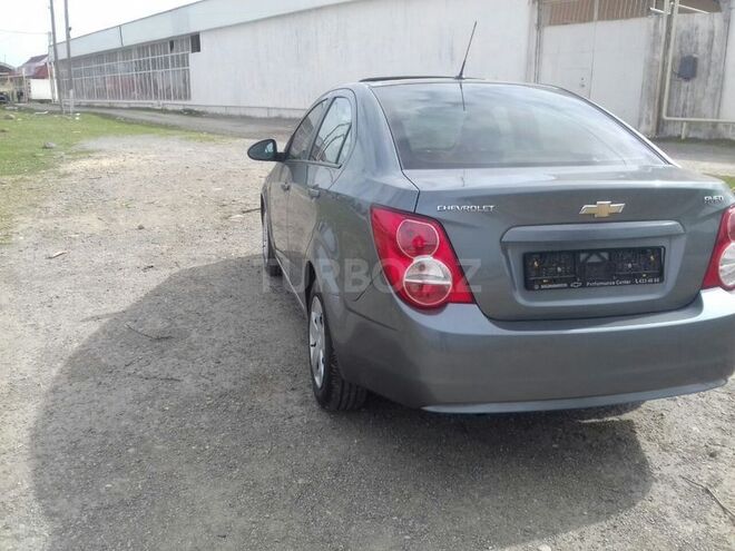 Chevrolet Aveo 2013, 98,000 km - 1.4 l - Göygöl