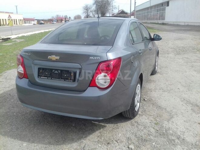 Chevrolet Aveo 2013, 98,000 km - 1.4 l - Göygöl