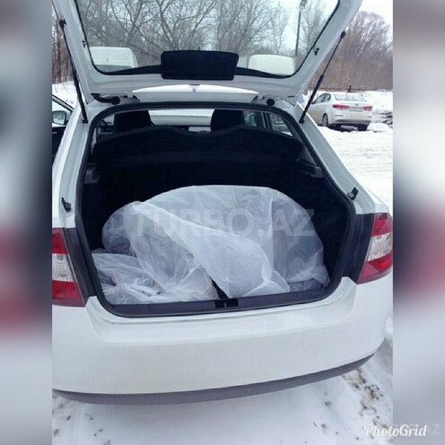 Skoda Rapid 2018, 1,500 km - 1.6 l - Bakı
