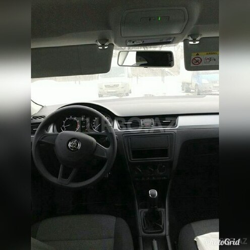 Skoda Rapid 2018, 1,500 km - 1.6 l - Bakı