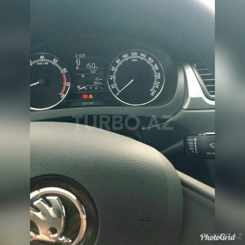Skoda Rapid 2018, 1,500 km - 1.6 l - Bakı