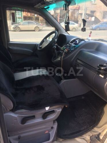 Mercedes Vito 112 2000, 206,868 km - 2.2 l - Zaqatala