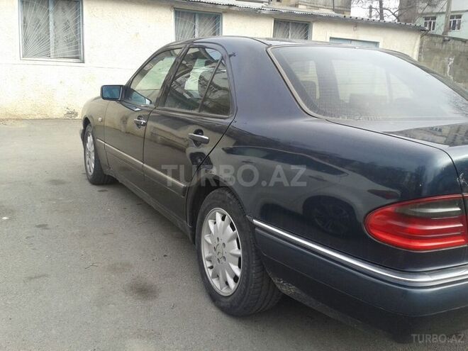 Mercedes E 230 1997, 180,000 km - 2.3 л - Sumqayıt
