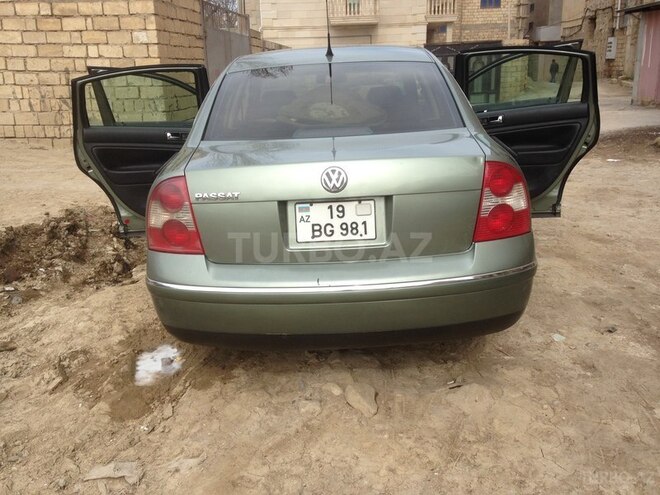 Volkswagen Passat 2003, 175,000 km - 1.8 l - Bakı