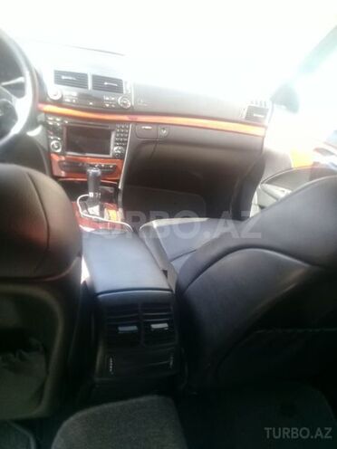 Mercedes E 220 2008, 257,000 km - 2.2 л - Şirvan