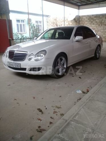 Mercedes E 220 2008, 257,000 km - 2.2 л - Şirvan
