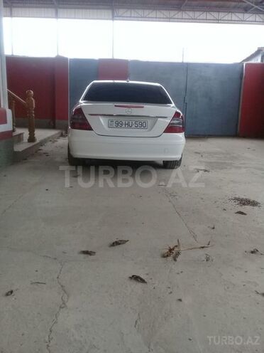 Mercedes E 220 2008, 257,000 km - 2.2 л - Şirvan